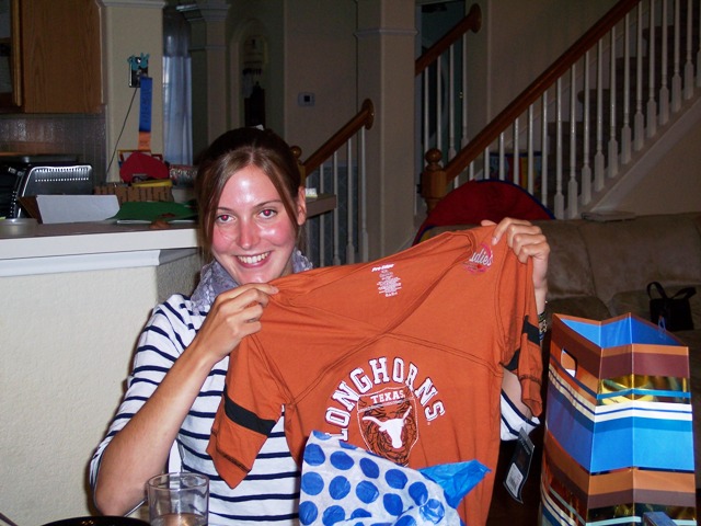 Lisa gets equipped with Texas stuff